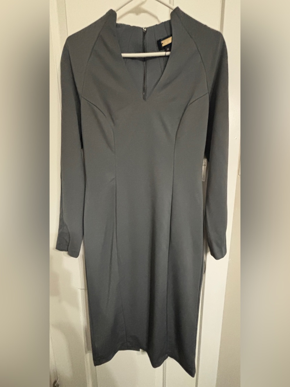 NWT ALEXIA ADMOR Women's Charcoal Gray Long Sleeve Sheath Dress Size Small
